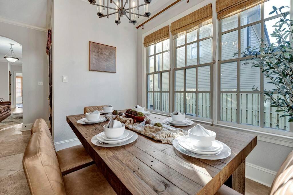 Luxury Home With Outdoor Patio And Game Room Memphis Buitenkant foto